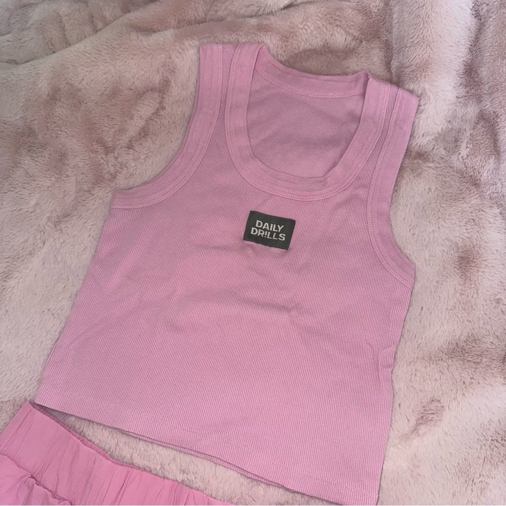 Daily Drills Super Bounce Shorts & Logo Tank (COLLEGIATE COLLECTION) - Picture 2 of 5